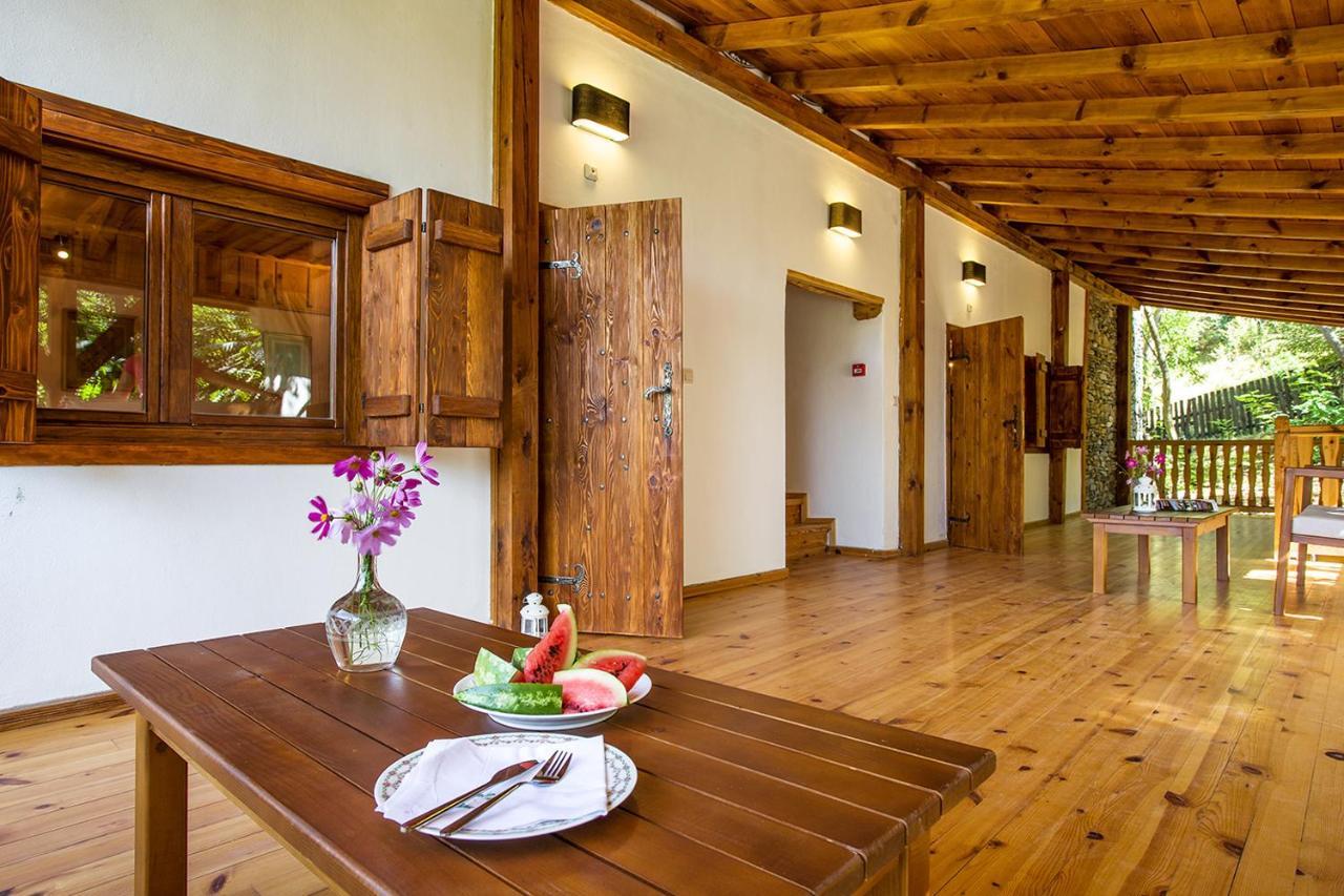 Garmen Hills Guest Houses ภายนอก รูปภาพ